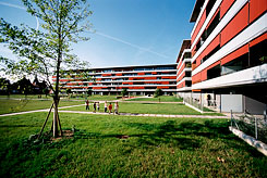 Ensemble logements «Les Marbriers», Lancy GE 2003 ( photographe: F. Piraud )