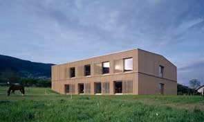 Collège de l’Arnon, Fiez, 2007 (Photo: Thomas Jantscher)