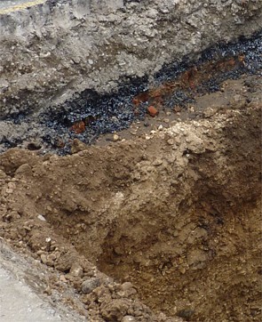 Teerbelastung aus Bauparzelle, Muttenz (BL)<br />
Baugrund, Altlastenuntersuchung, 2010