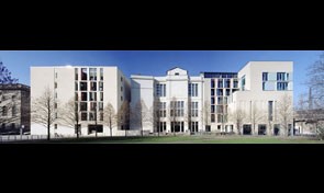 Institutsgebäude am Hegelplatz mit Fachbereichsbibliothek, Berlin 2006