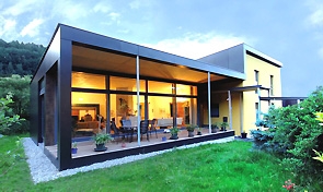 Um-Zubau Wohnhaus Singer, Völs, 2009 (Foto: Zweiraum)
