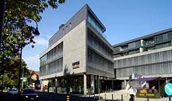 Überbauung Rathausplatz Baar (Wiederkehr Krummenacher Architekten AG Zug)