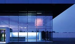 Sporthalle Volketswil (Architekt: Frei & Ehrensperger, Zürich)