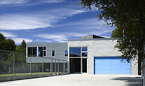 Kayak House, Lotus, California, 2007 (Photo: Tim Griffith)