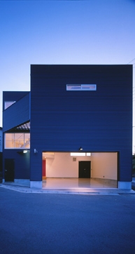 Crevasse House, Kanagawa, 2008(Photos:Hiroyuki Hirai)