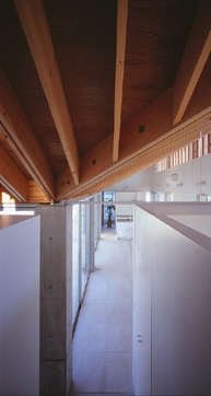Concave Roof House, Tochigi, 2008
